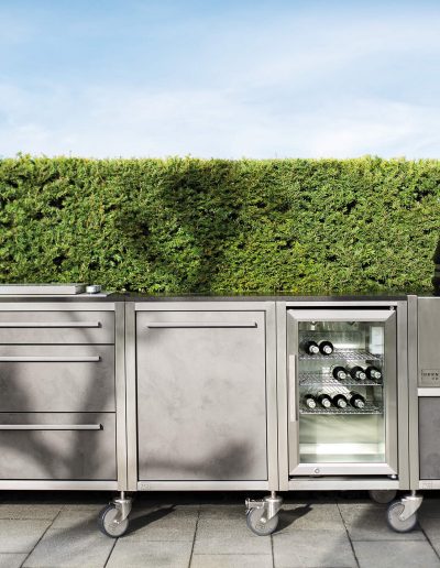 Burnout Outdoor-Küche in Edelstahl mit Kühlschrank